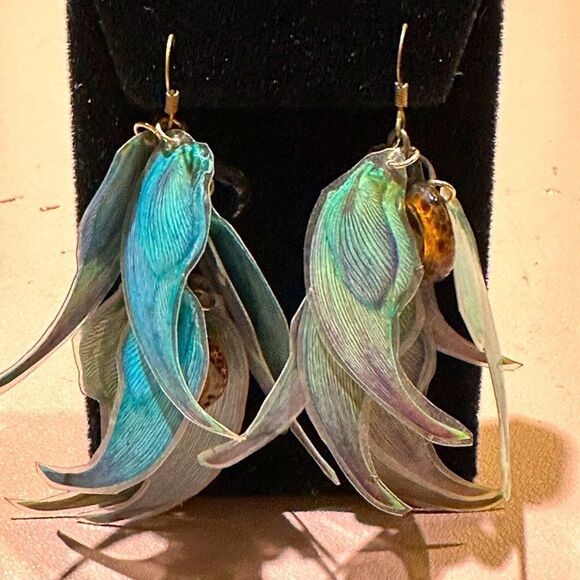 Earrings   - Picture 1 of 5
